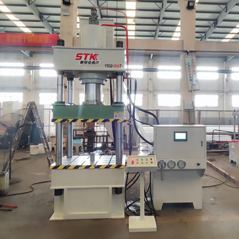 200T四柱三梁液压机